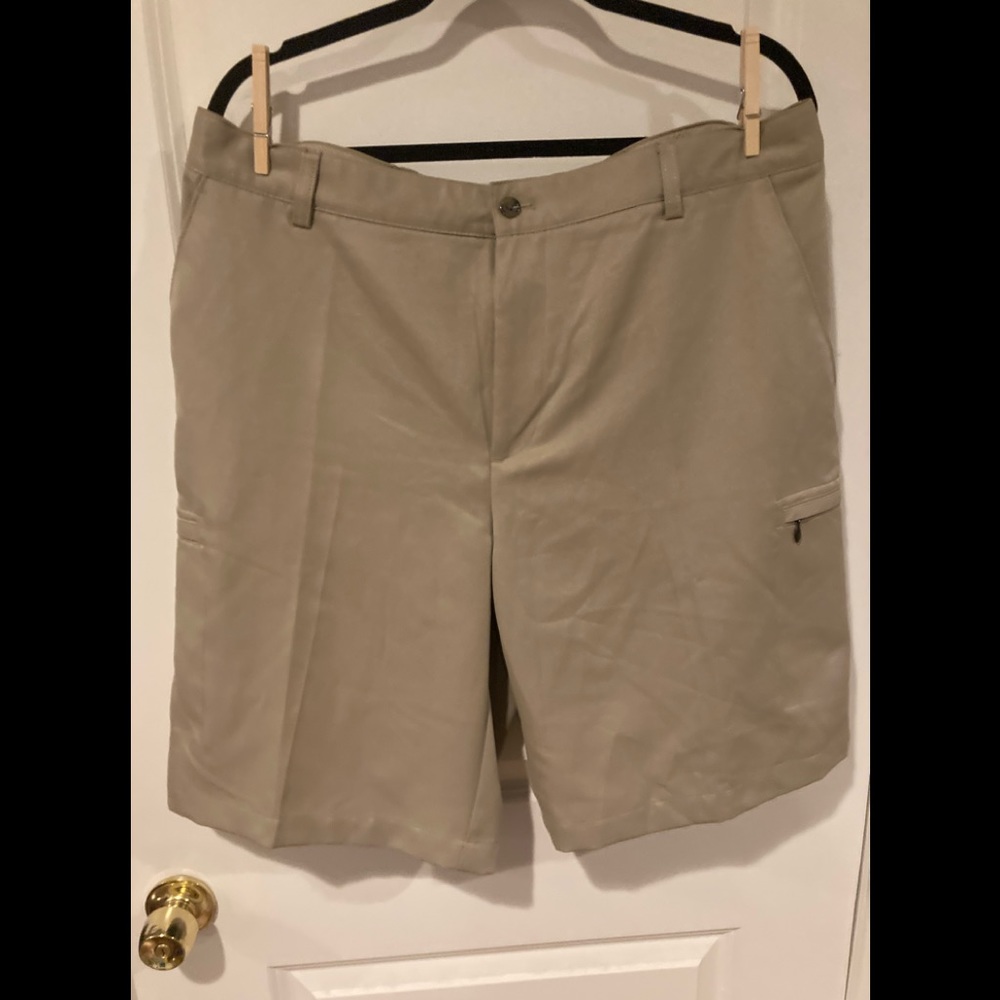 IZOD Mens Shorts